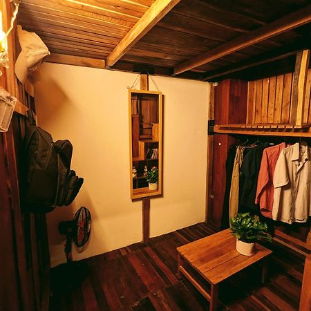 The Gk House Hostel, Ecolliving, Central City, Natural Wooden, Chill View Rooftop, Restaurant And Cocktail Bar 胡志明市 外观 照片