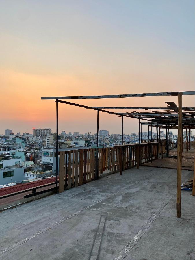 The Gk House Hostel, Ecolliving, Central City, Natural Wooden, Chill View Rooftop, Restaurant And Cocktail Bar 胡志明市 外观 照片