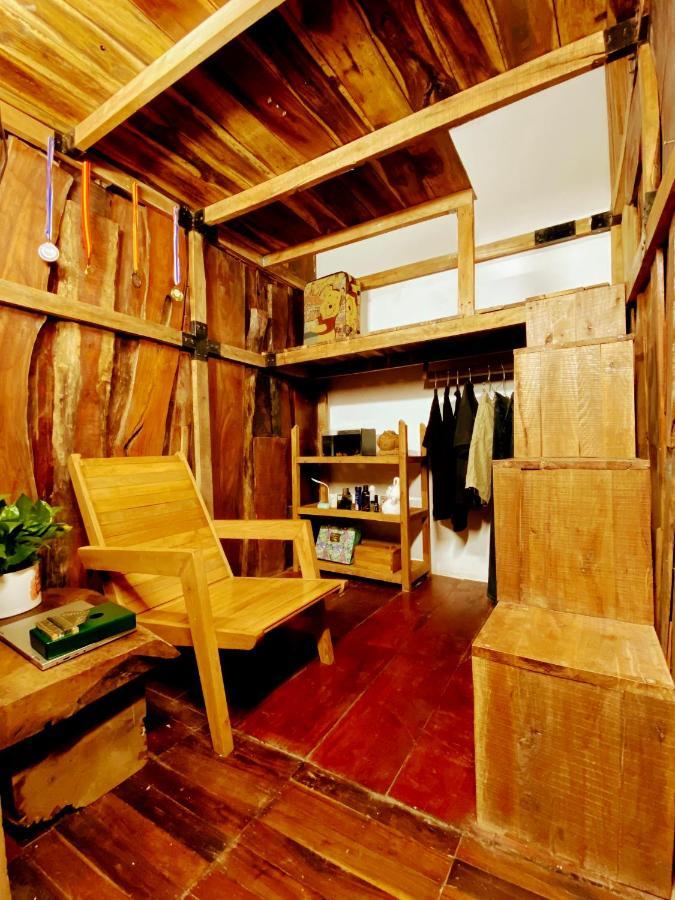The Gk House Hostel, Ecolliving, Central City, Natural Wooden, Chill View Rooftop, Restaurant And Cocktail Bar 胡志明市 外观 照片