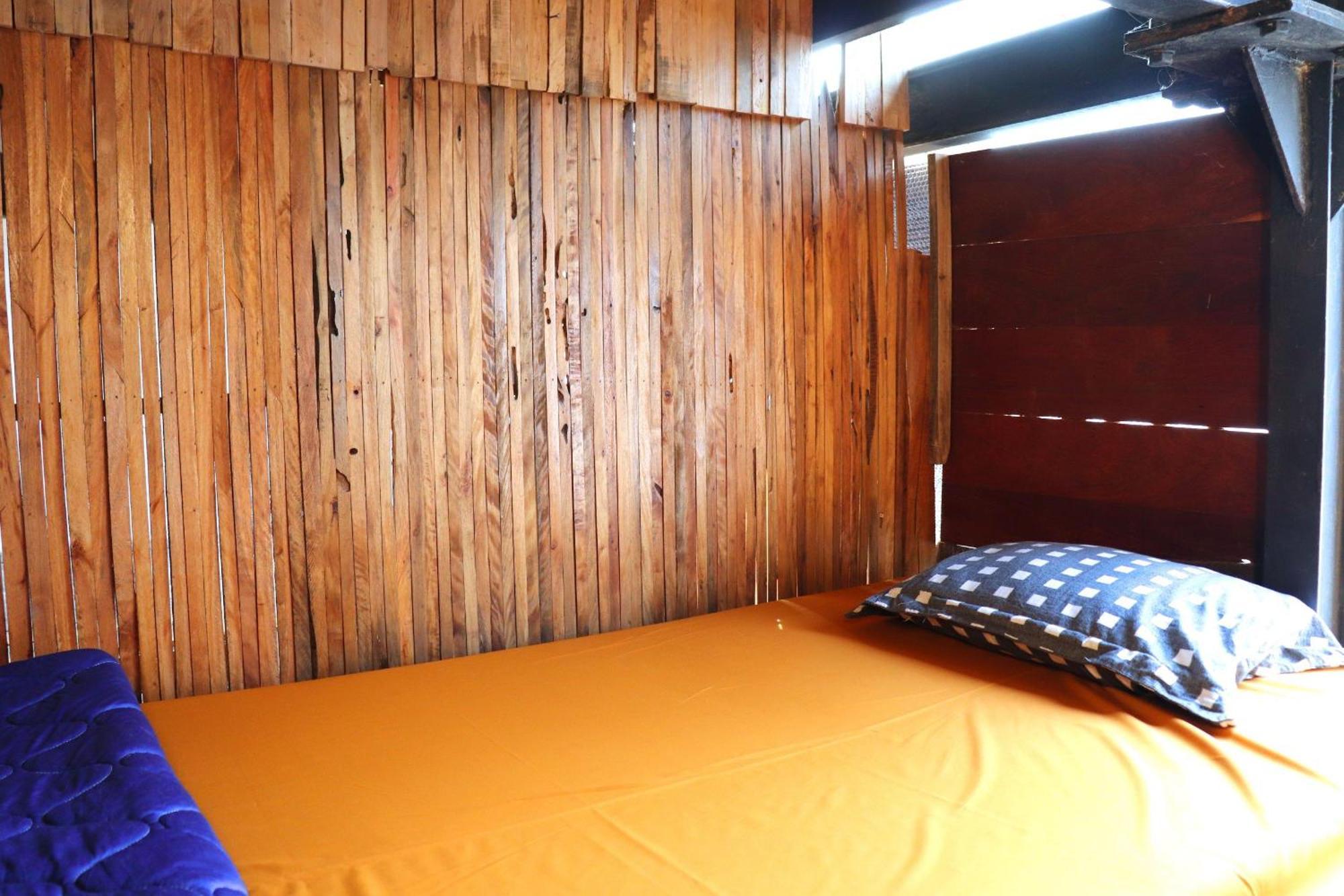The Gk House Hostel, Ecolliving, Central City, Natural Wooden, Chill View Rooftop, Restaurant And Cocktail Bar 胡志明市 外观 照片
