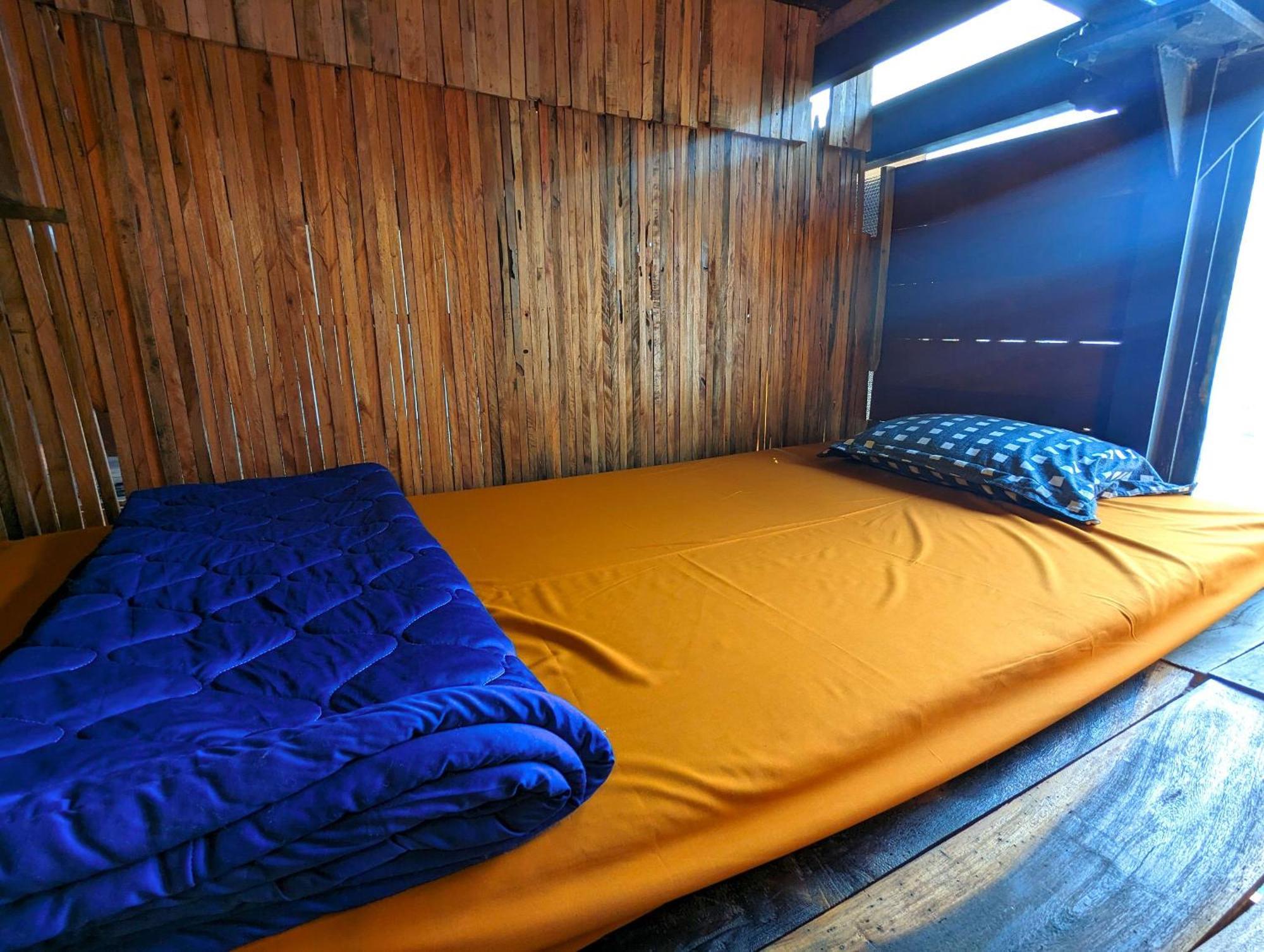 The Gk House Hostel, Ecolliving, Central City, Natural Wooden, Chill View Rooftop, Restaurant And Cocktail Bar 胡志明市 外观 照片