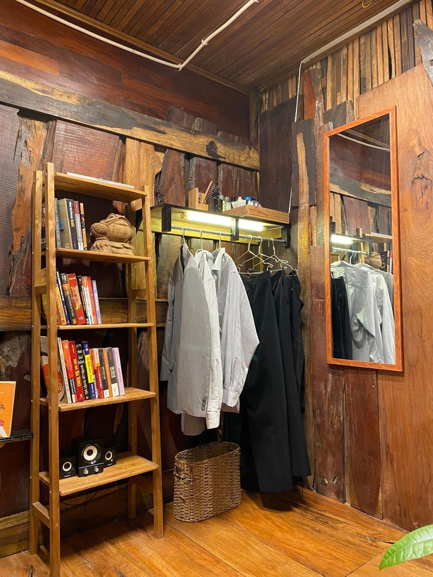 The Gk House Hostel, Ecolliving, Central City, Natural Wooden, Chill View Rooftop, Restaurant And Cocktail Bar 胡志明市 外观 照片