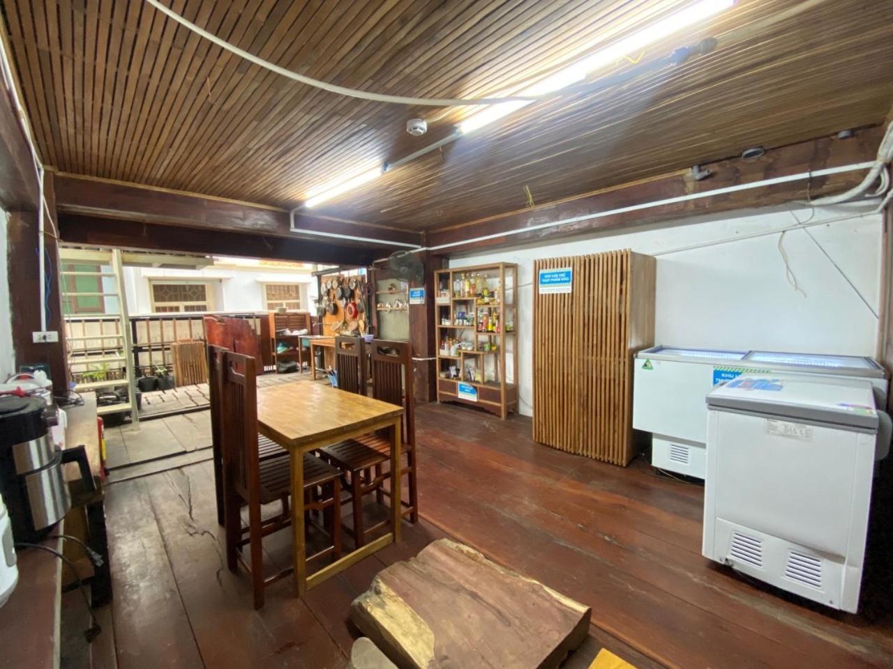 The Gk House Hostel, Ecolliving, Central City, Natural Wooden, Chill View Rooftop, Restaurant And Cocktail Bar 胡志明市 外观 照片